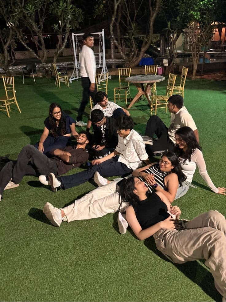 How to Make Friends as an Adult in Pakistan (Without Using Dating Apps)